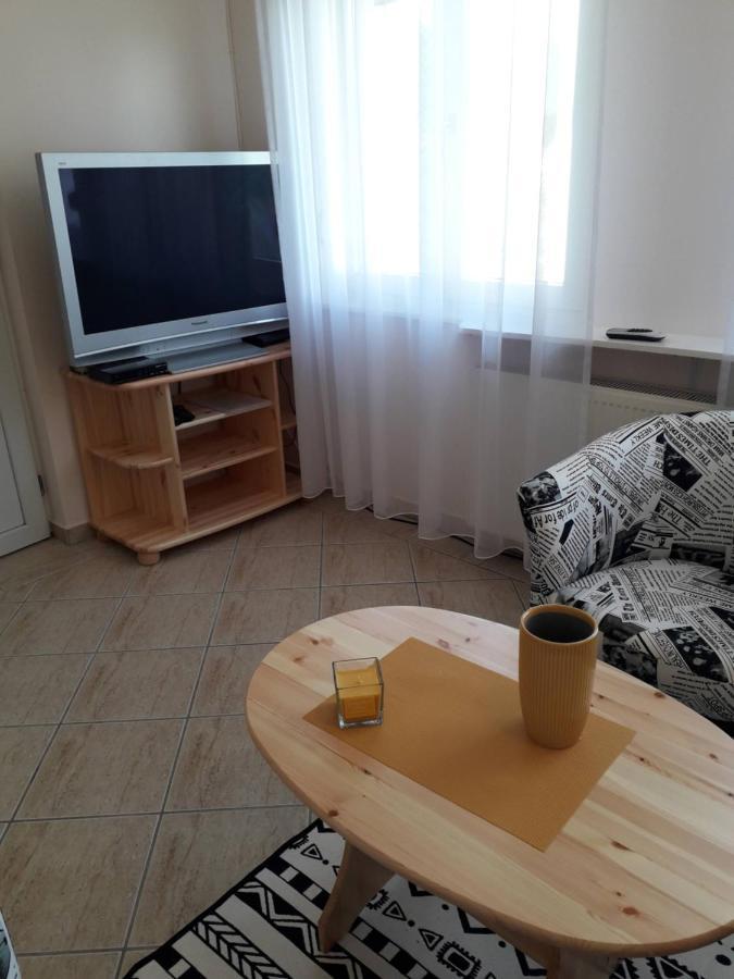 Golden Apartman Appartement Tiszafüred Buitenkant foto